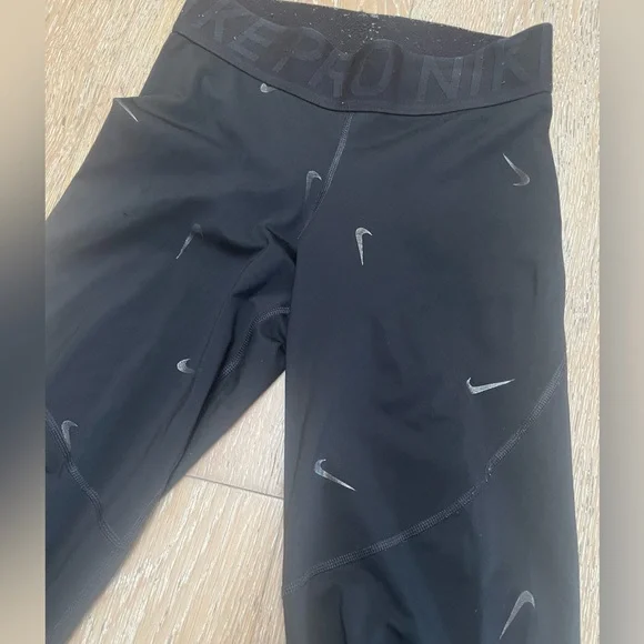 Womens S Nike Dri Fit black tights - Picture 2 of 6